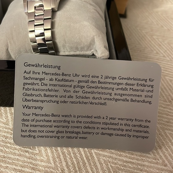 Mercedes Benz Watch🎄 - Picture 9 of 9